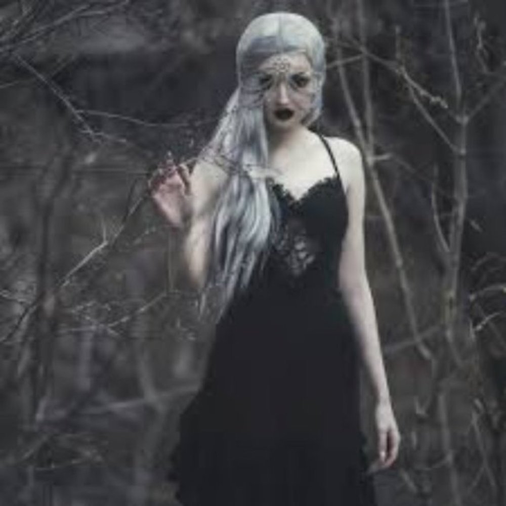 killstar High Priestess Headdress nwt crown tiara brand new in package - Picture 4 of 4